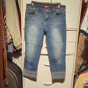 Vintage Lucky Brand Denim with Unique White Specialty Stitching At Cuffs